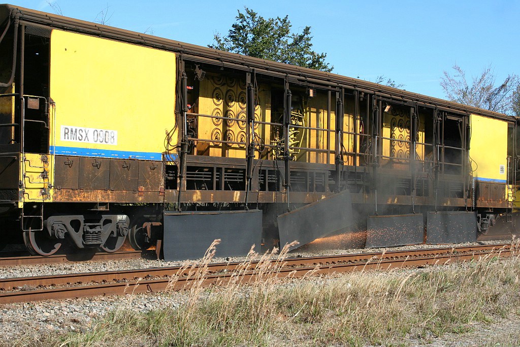 Harsco TT railgrinder RMSX 908 in action